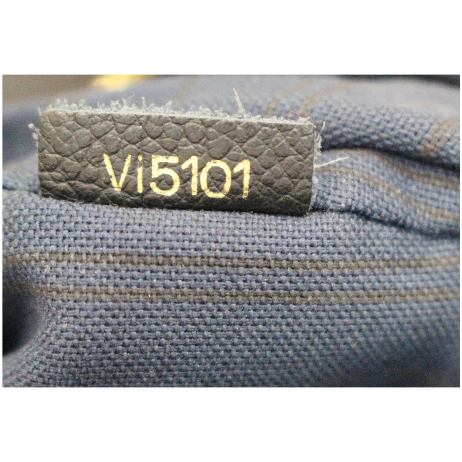 Sold at Auction: Louis Vuitton, Louis Vuitton Navy Monogram Empreinte  Lumineuse PM