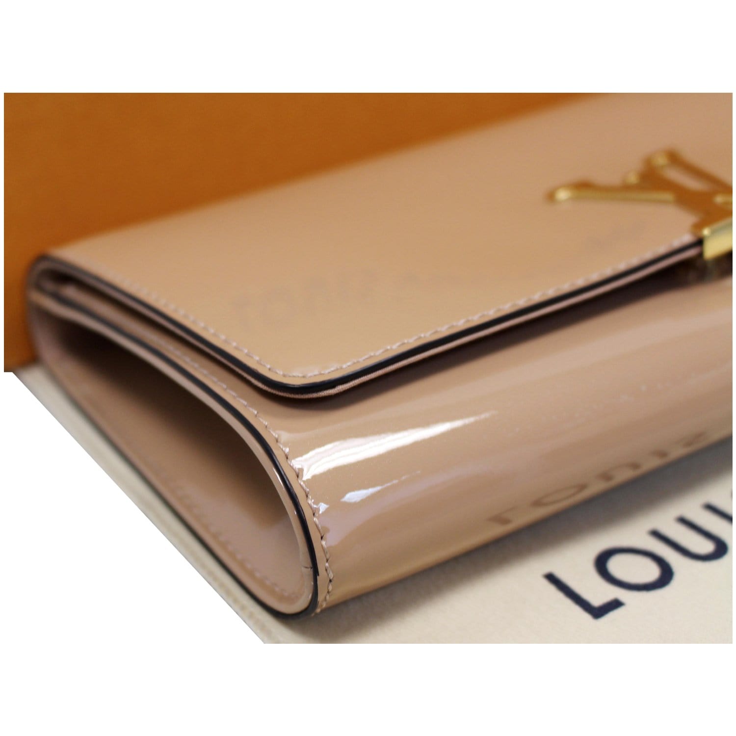 LOUIS VUITTON Louise Patent Leather Long Wallet Nude-US