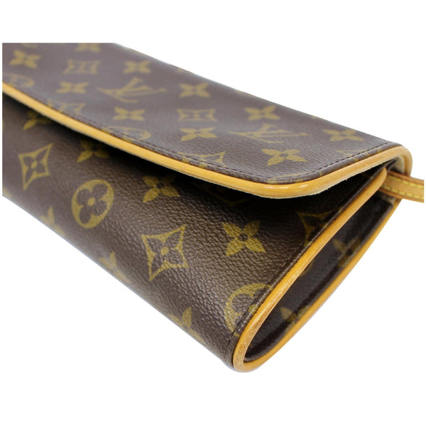Louis Vuitton Pochette - LV Monogram Canvas Shoulder Bag 