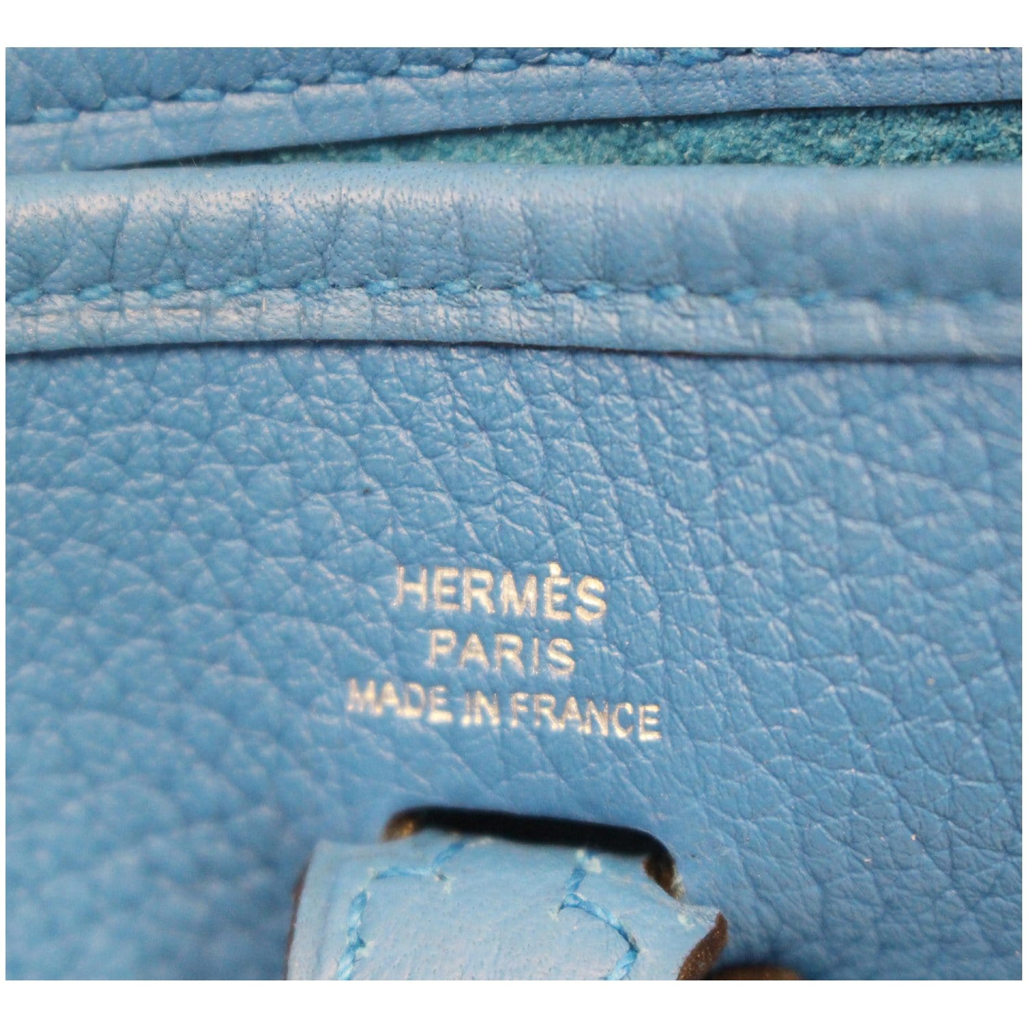 Hermes 2022 Etoupe/ Bleu Indigo Taurillon Clemence Evelyne TPM Crossbody  Bag For Sale at 1stDibs