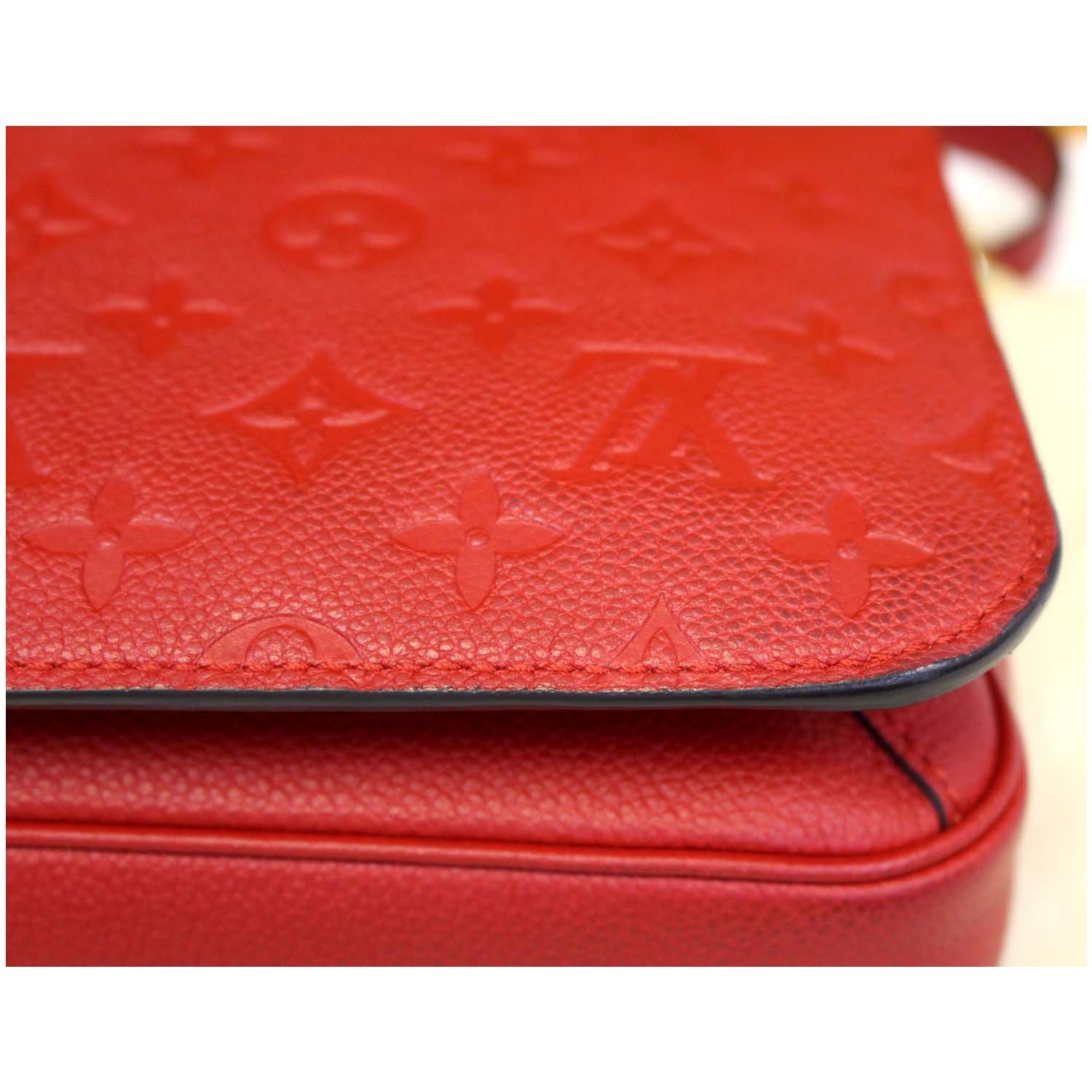 Metis leather crossbody bag Louis Vuitton Red in Leather - 32295213