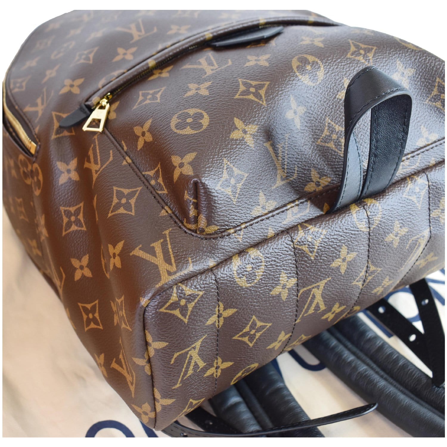 LOUIS VUITTON Palm Springs MM Monogram Canvas Backpack Bag Brown LOUIS VUITTON Palm Springs MM Monogram Canvas Backpack Bag Brown