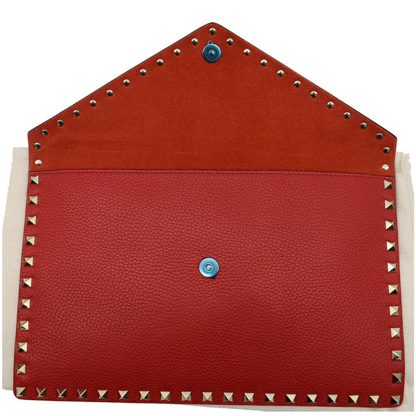 Valentino Garavani Rockstud Grainy Envelope Pouch - DDH