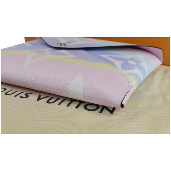 Louis Vuitton Kirigami Pochette Large Monogram Escale - upper side