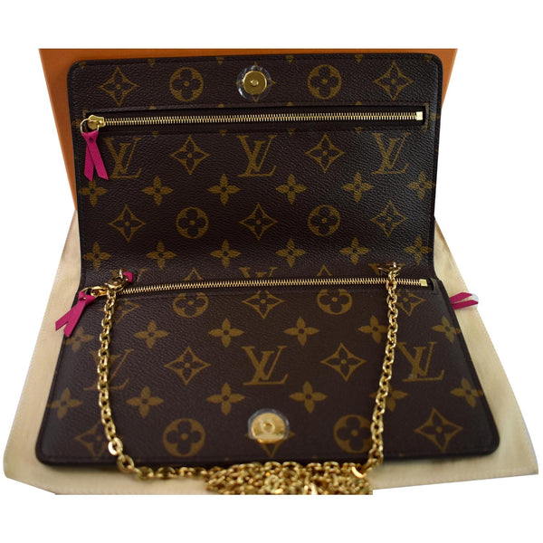 Louis Vuitton Weekend Pochette Monogram Canvas Clutch inner look