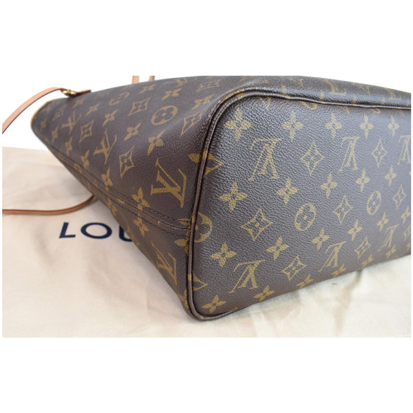 Louis Vuitton Neverfull MM Monogram Canvas Tote Bag - bottom corner