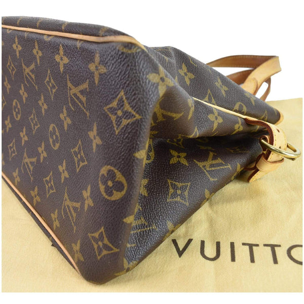 Louis Vuitton Batignolles Vertical Monogram Canvas Bag - corner style