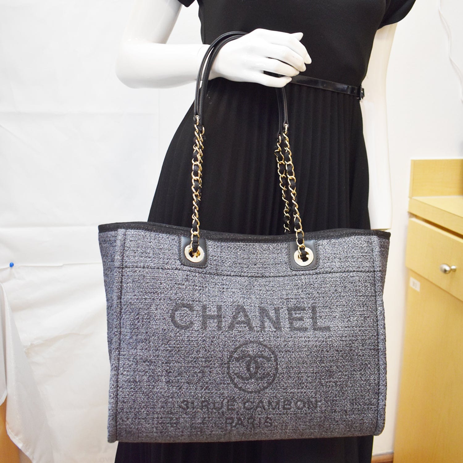 Chanel 2021 Medium Deauville Tote - Totes, Handbags