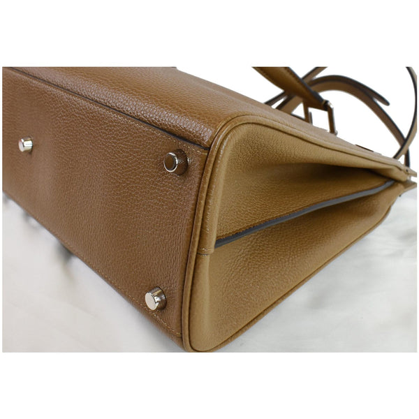 Gucci Medium Zumi Grainy Leather handbag folded corner