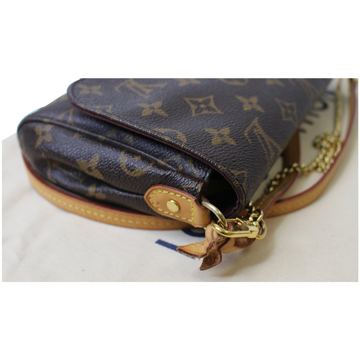 Authentic Louis Vuitton Favorite MM Monogram Crossbody Clutch Handbag &  Dust Bag