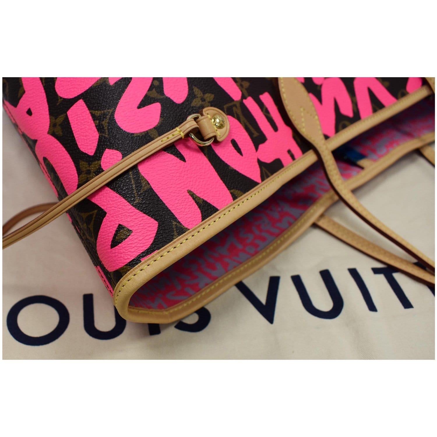 Louis Vuitton Neverfull Monogram Graffiti GM - Pink Totes, Handbags -  LOU633566