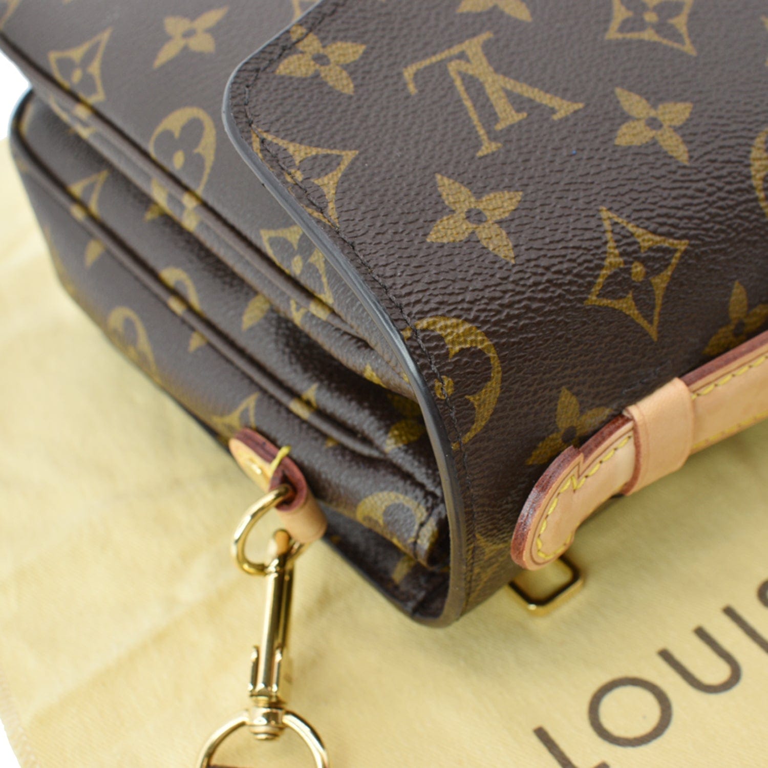 Metis cloth crossbody bag Louis Vuitton Brown in Cloth - 27475656