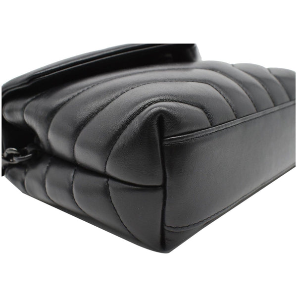Yves Saint Laurent Loulou Toy Matelasse Leather Bag corner
