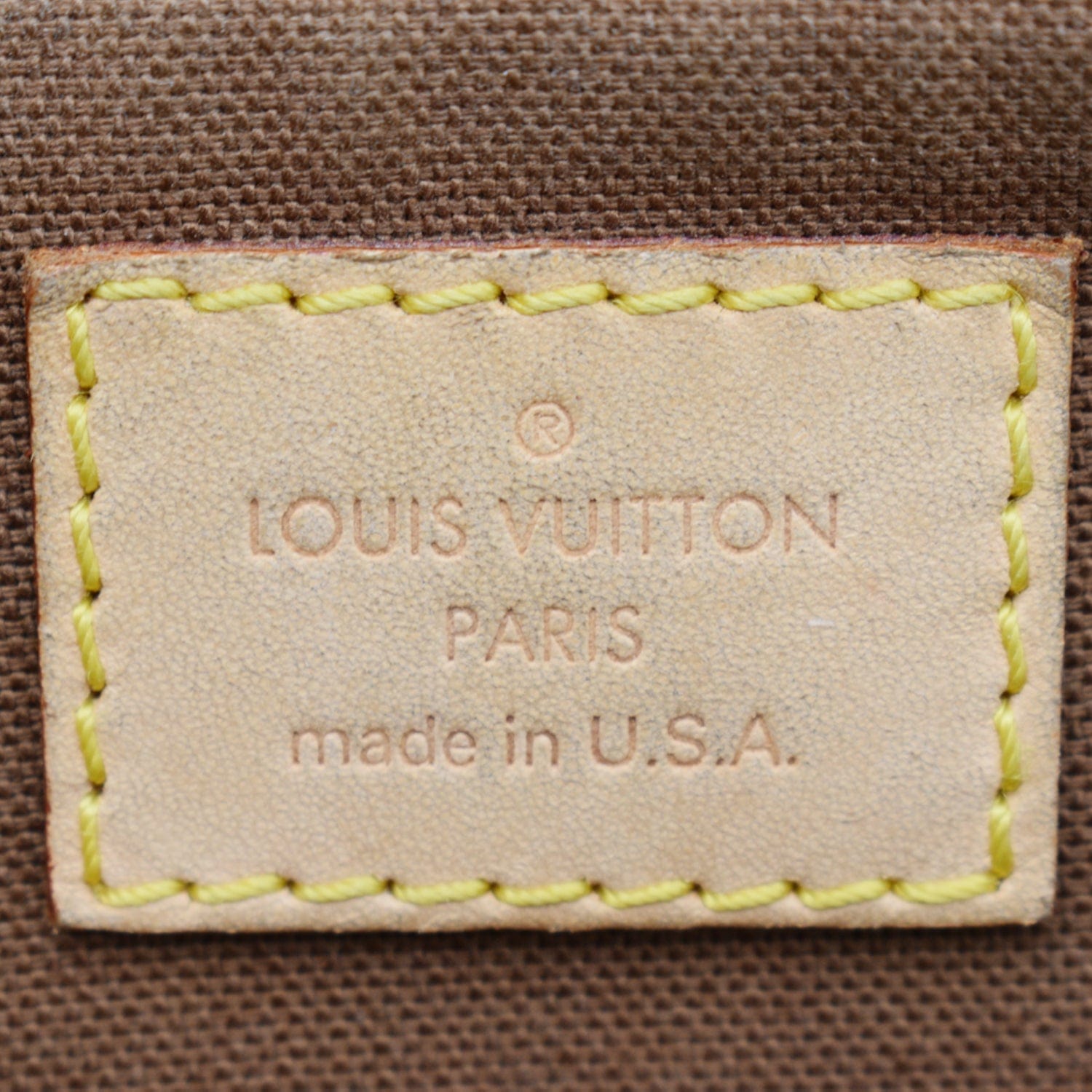 Brown plastic golf Louis Vuitton Brown in Plastic - 12912458