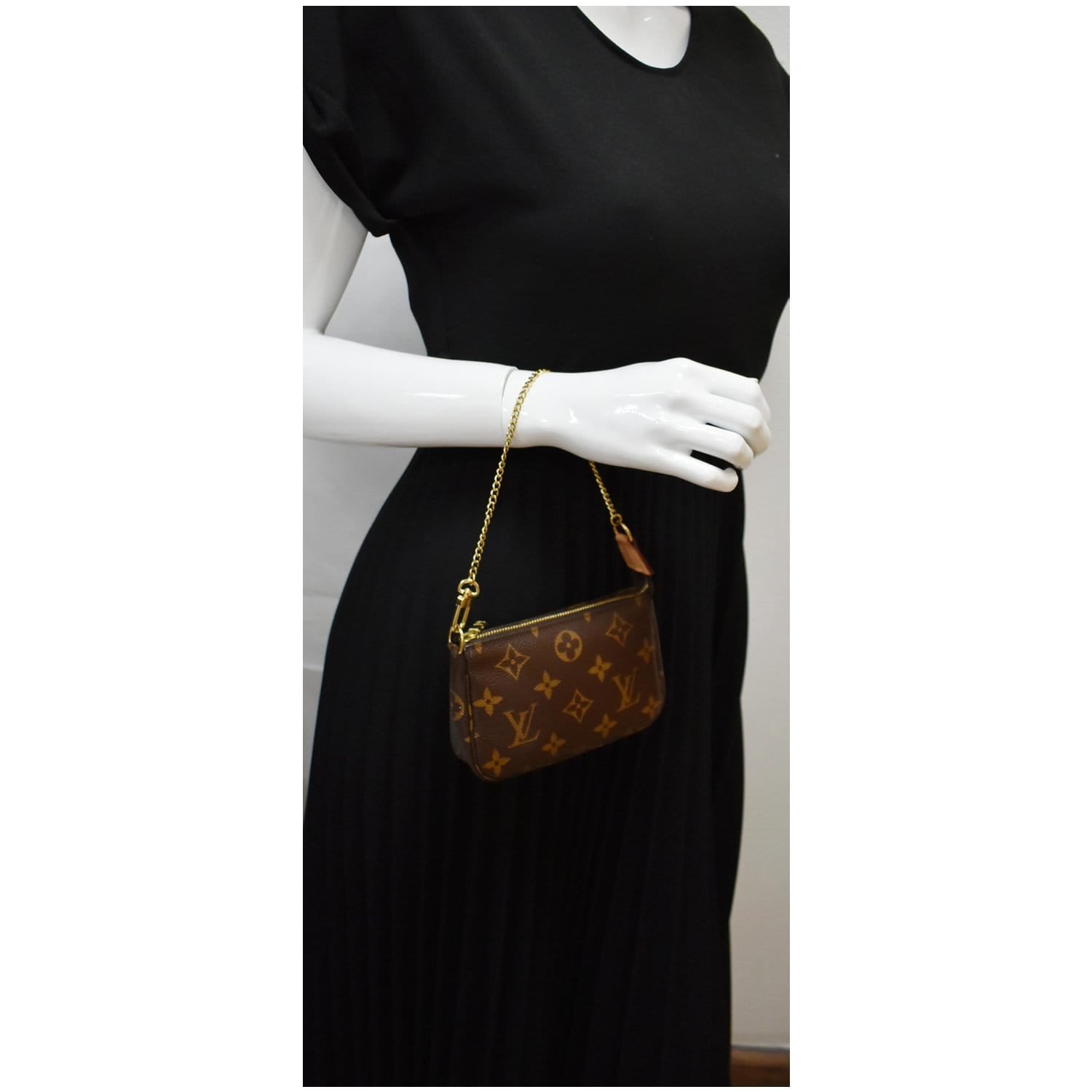 Louis Vuitton Vintage - Monogram Mini Pochette Accessoires Bag - Brown - Monogram  Leather Handbag - Luxury High Quality - Avvenice