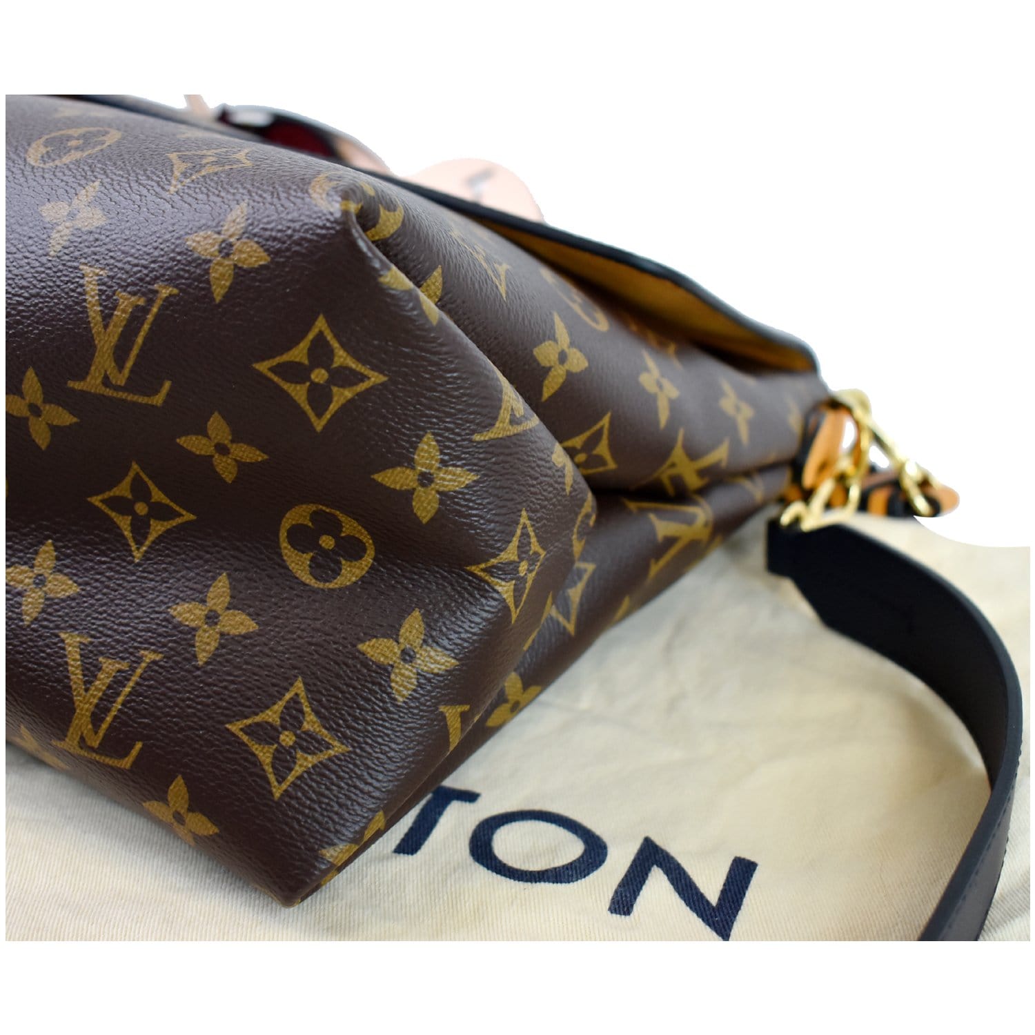 Beaubourg cloth tote Louis Vuitton Brown in Cloth - 38711420