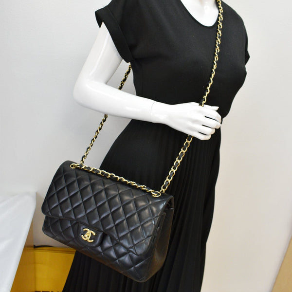 Chanel Caviar Leather Classic Jumbo Single Flap Bag (SHF-LFr7oi