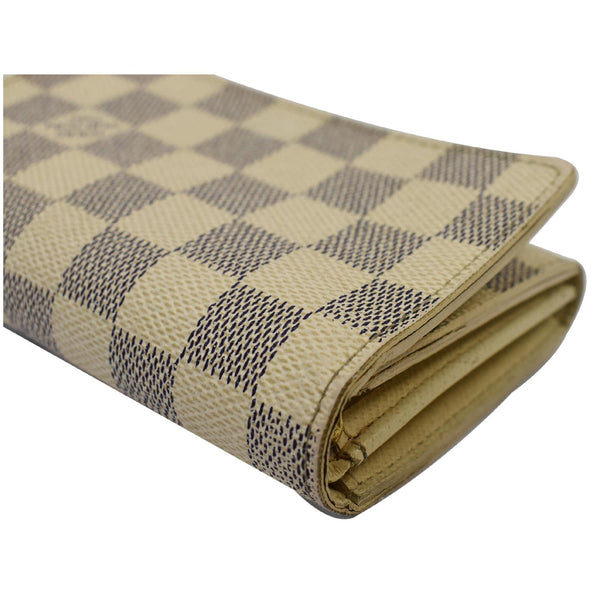 Louis Vuitton Zippy Damier Azur Wallet White - top corner view