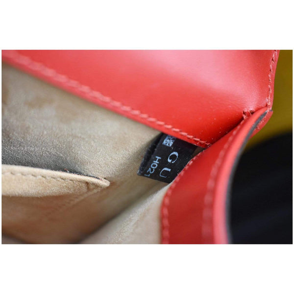 Gucci Sylvie Mini Leather Crossbody Bag - code tag
