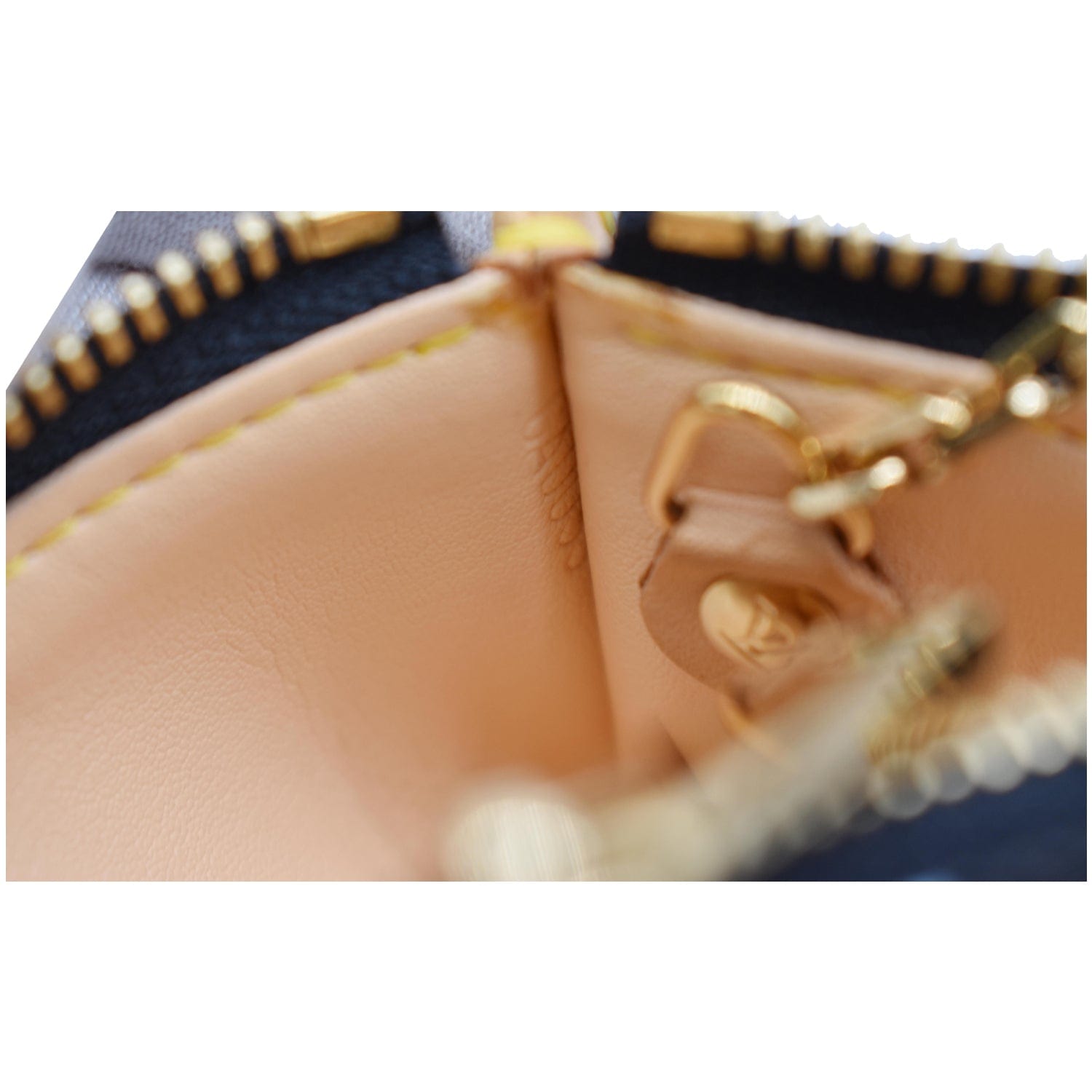Louis-Vuitton-Set-of-2-Pochette-Cles-&-Etui-Clepia-Coin-Case – dct