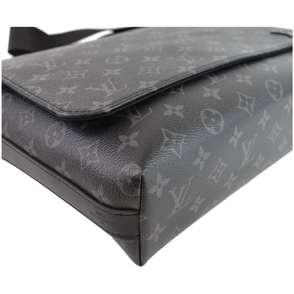 LOUIS VUITTON District MM Monogram Eclipse Messenger Bag Black