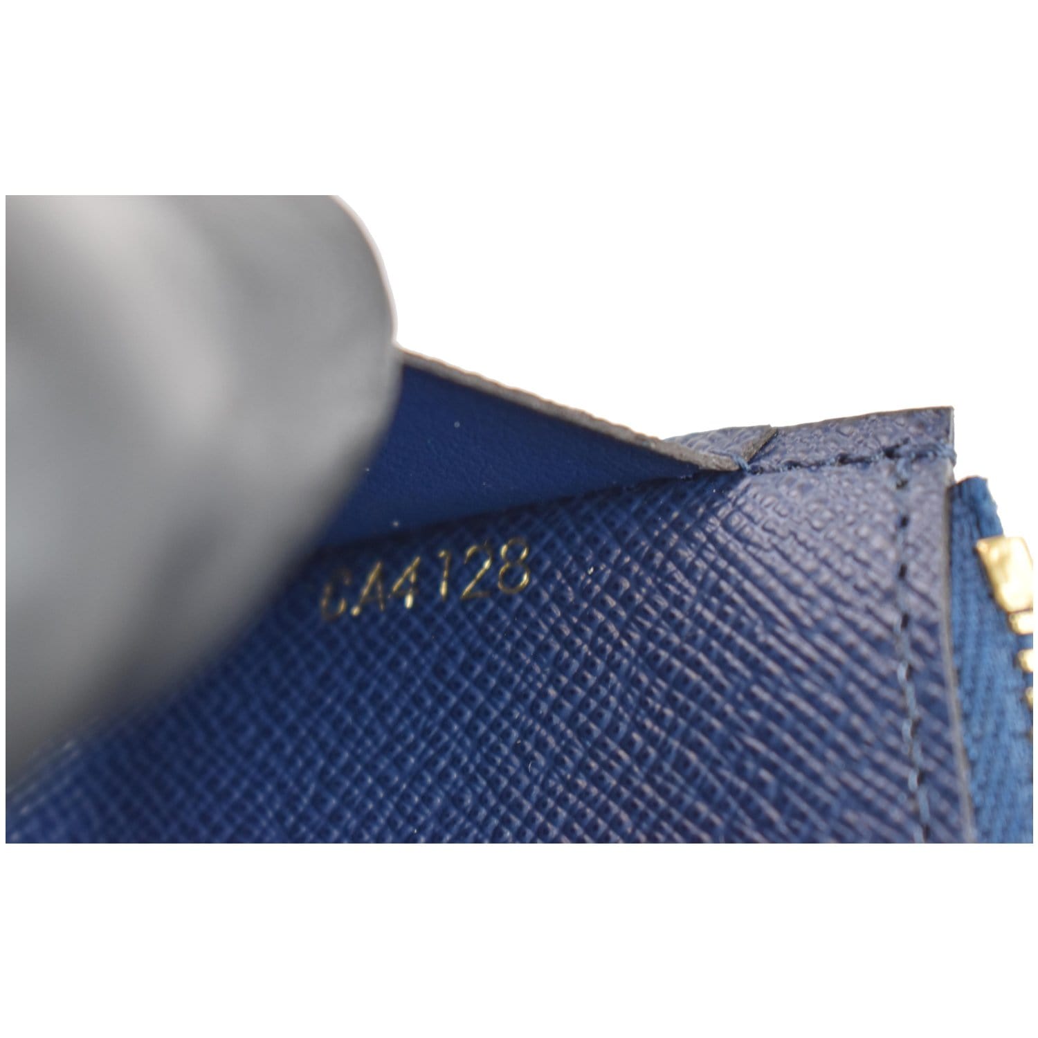 Leather wallet Louis Vuitton Blue in Leather - 28866373