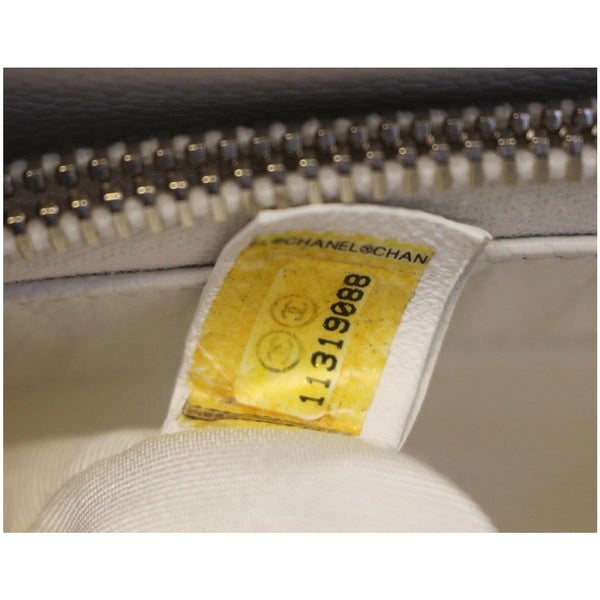 Preowned Chanel Tote Bag Grand Shopping Caviar Leather in White