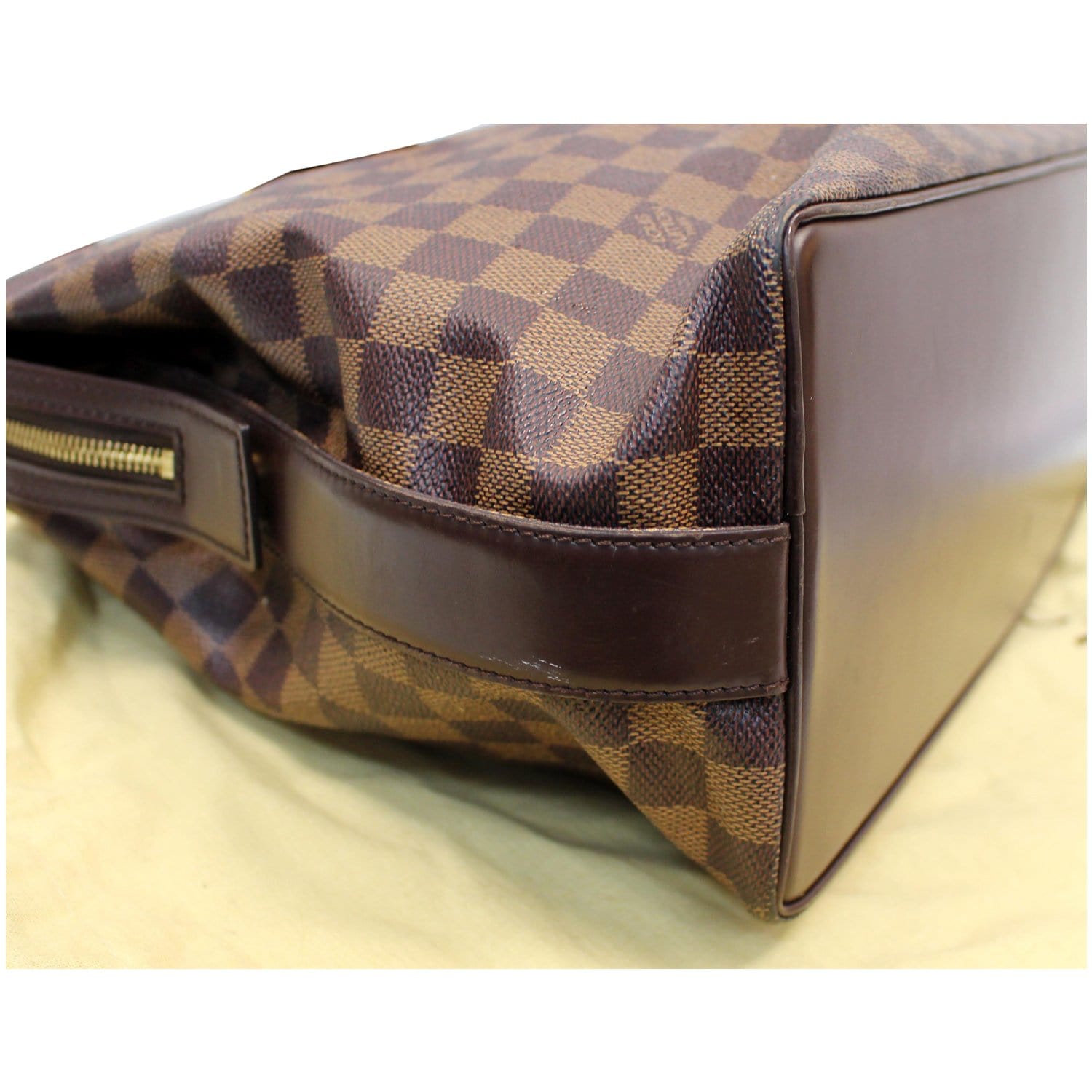 Chelsea handbag Louis Vuitton Brown in Cotton - 37300776