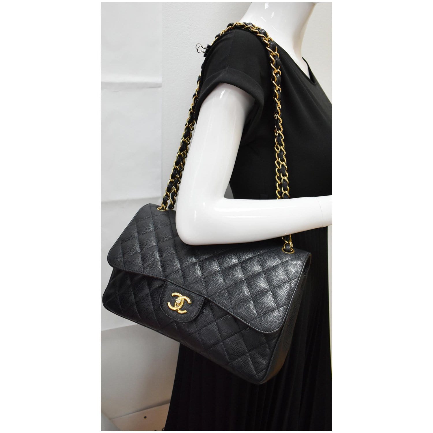 Chanel classic jumbo double flap Clearance