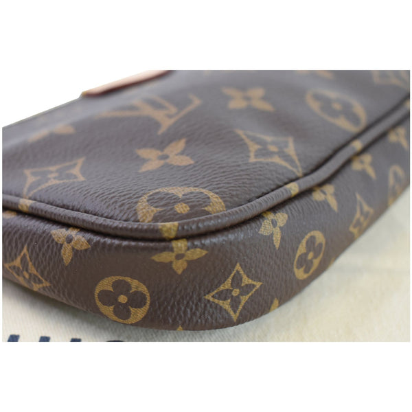 Louis Vuitton Pochette Accessories Monogram Canvas Bag round edge