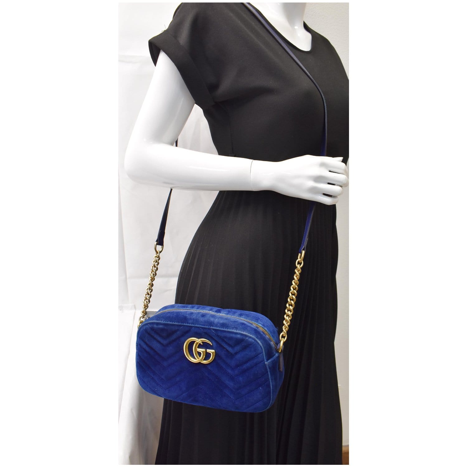 GUCCI GG Marmont Velvet Small Crossbody Bag Blue 447632 GUCCI GG Marmont Velvet Small Crossbody Bag Blue 447632