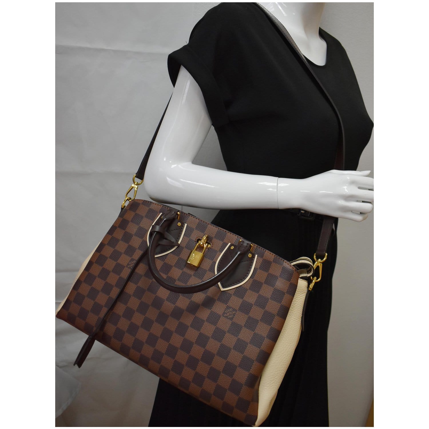 louis-vuitton brown black handbag