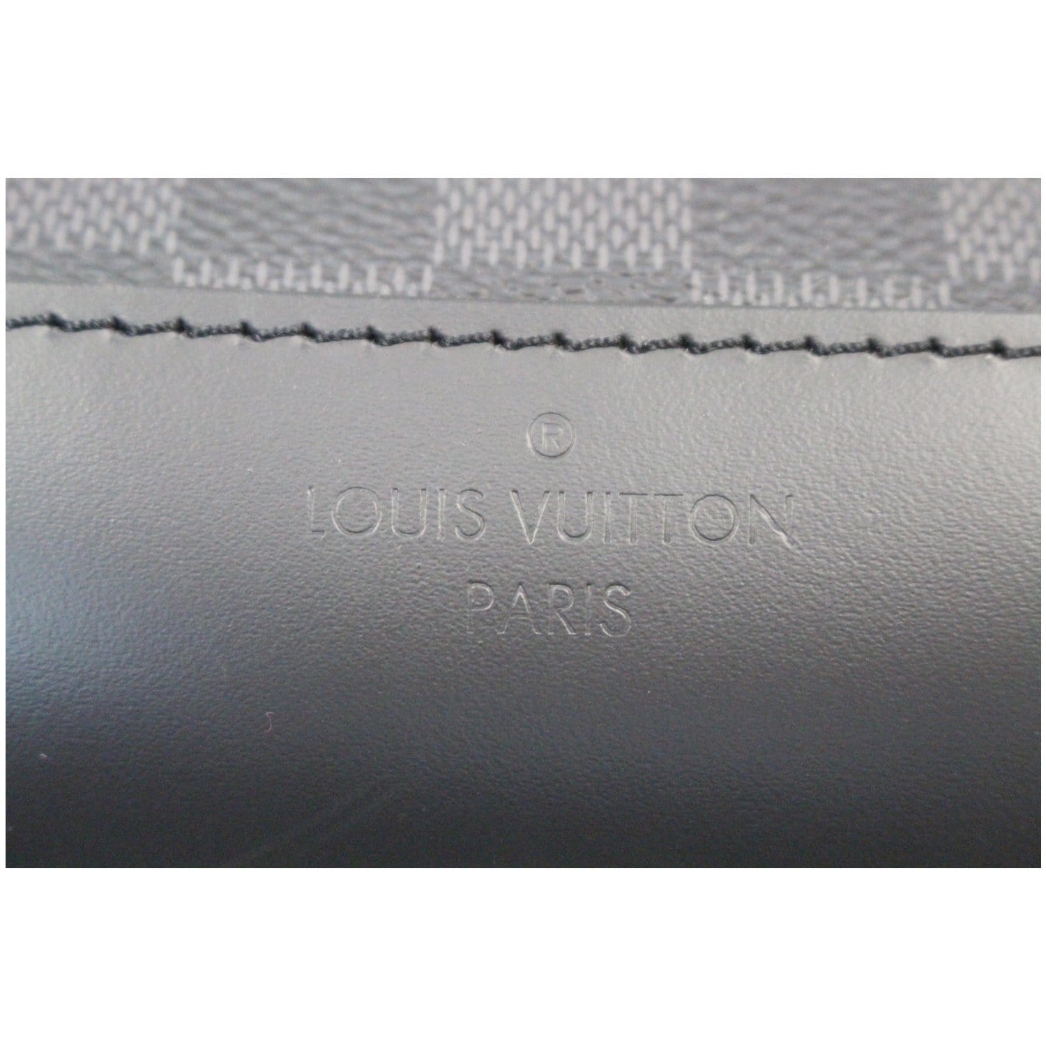 Louis Vuitton Yellow Damier Graphite Avenue Sling – Savonches