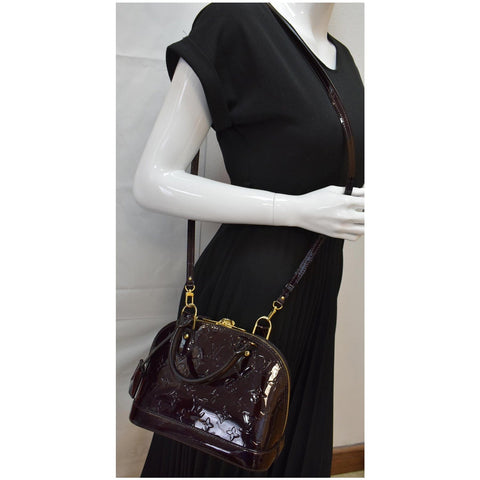 LOUIS VUITTON Alma BB Vernis Leather Satchel Crossbody Bag Amarante