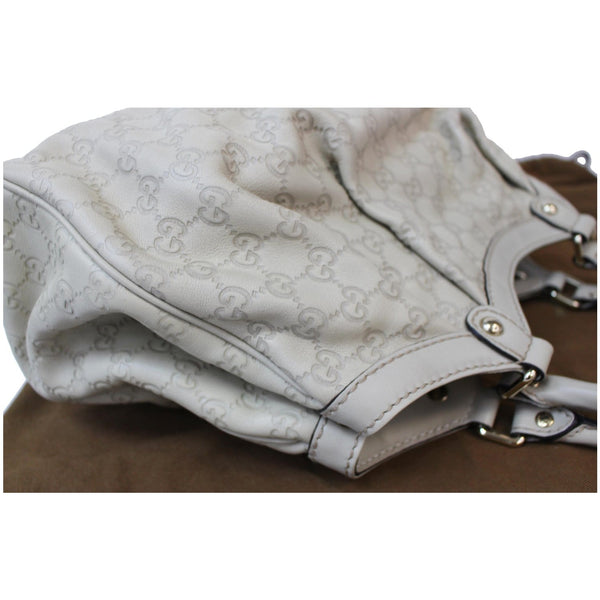 GUCCI Sukey Medium Guccissima Leather Tote Bag White 211944