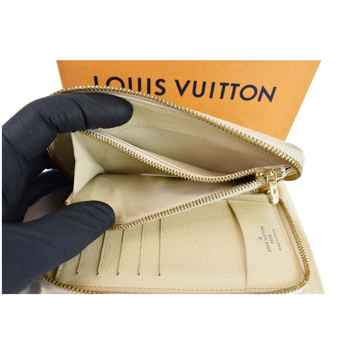 White Louis Vuitton Damier Azur Zippy Coin Purse
