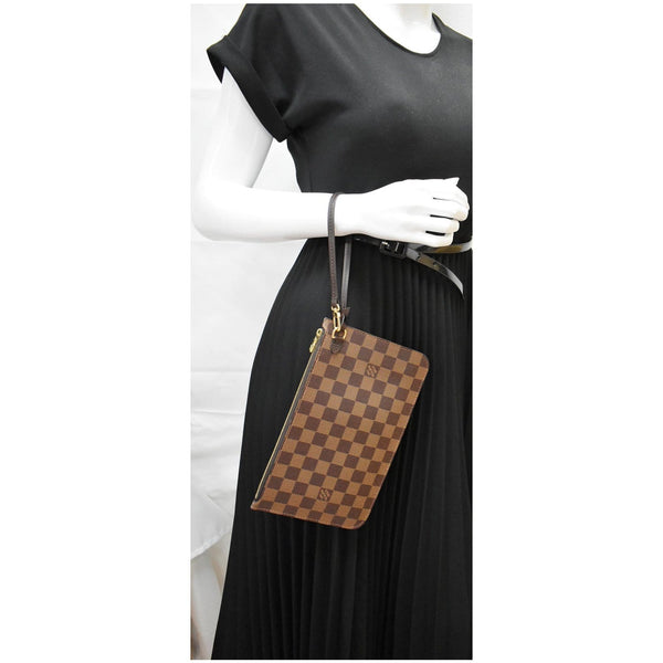 LOUIS VUITTON Neverfull MM Damier Ebene Pochette Wristlet Pouch Brown