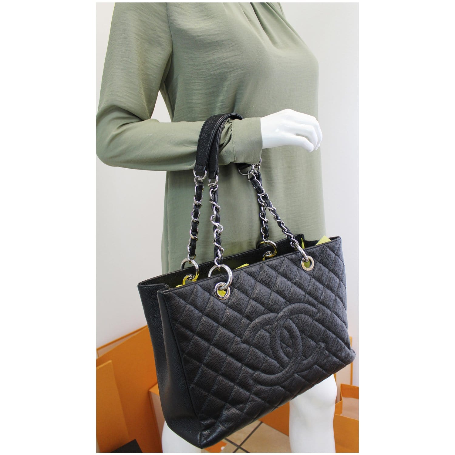 CHANEL Grand Shopping Caviar Leather Tote Bag Black