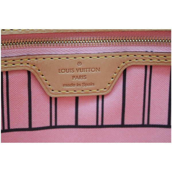 Louis Vuitton Neverfull MM handbag made in spain