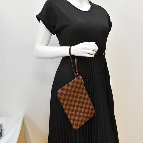 Louis Vuitton Neverfull MM Damier Ebene Pochette Pouch