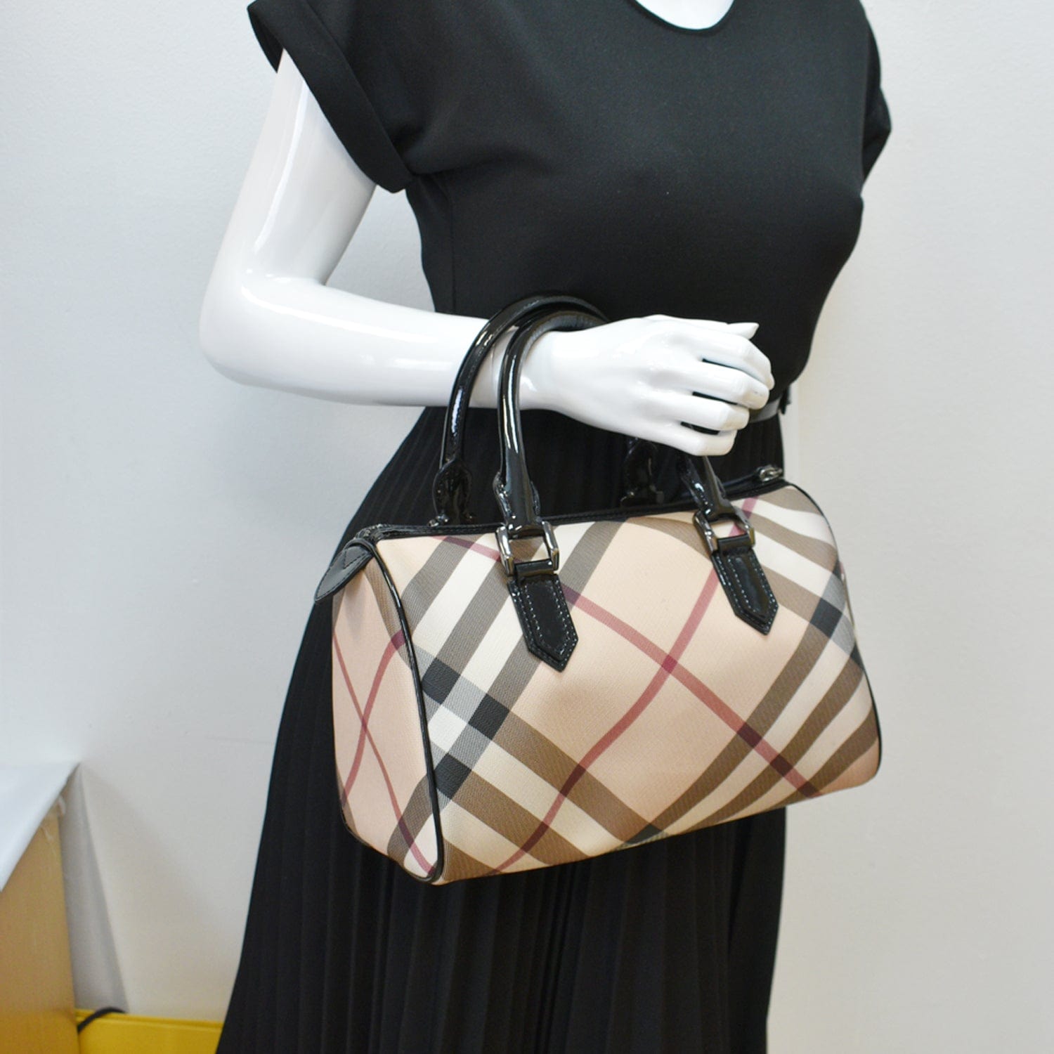 burberry walk in the rain bowler bag 2005 BURBERRY Small Chester Nova Check Patent Bowling Bag Black