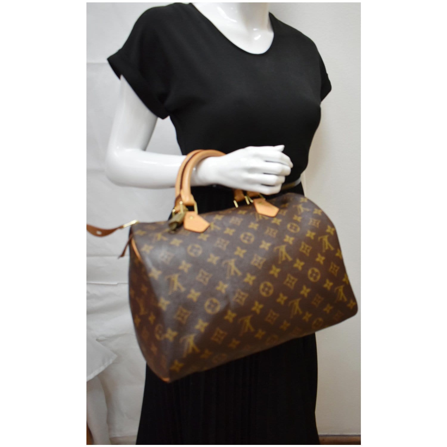 Louis Vuitton Handbag Monogram Speedy 30 Brown Canvas M41526 Auction