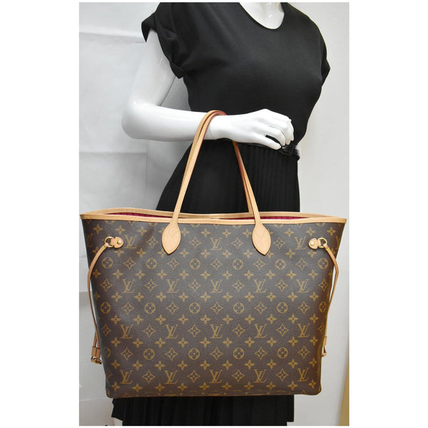LOUIS VUITTON Neverfull GM Monogram Canvas Tote Shoulder Bag Fuchsia