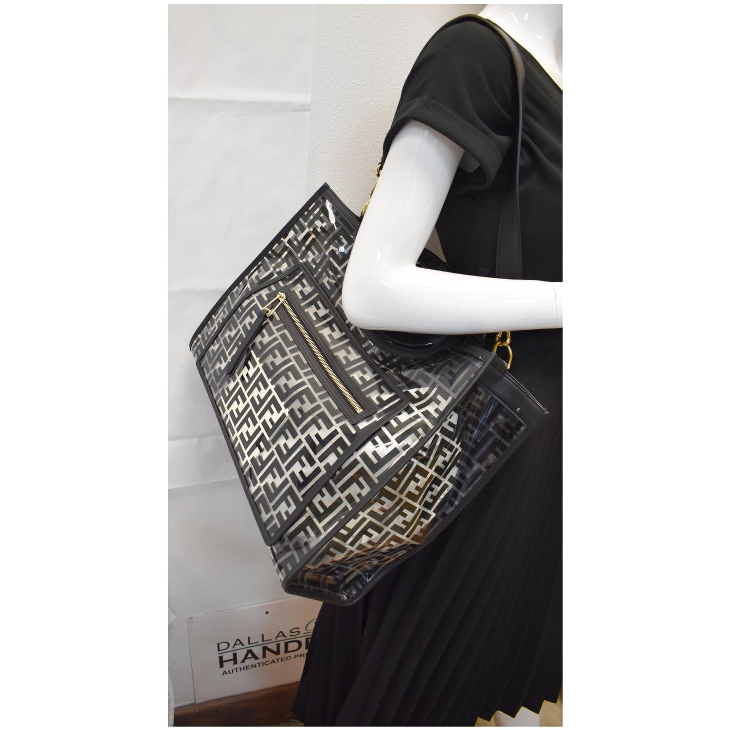 Runaway shopper Clearance