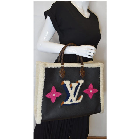 Louis Vuitton Teddy Onthego GM Calfskin Monogram Shoulder Bag Black