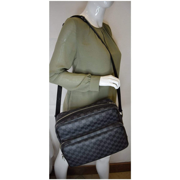 Louis Vuitton Sac Leoh Damier Graphite Messenger Bag - shoulder bag