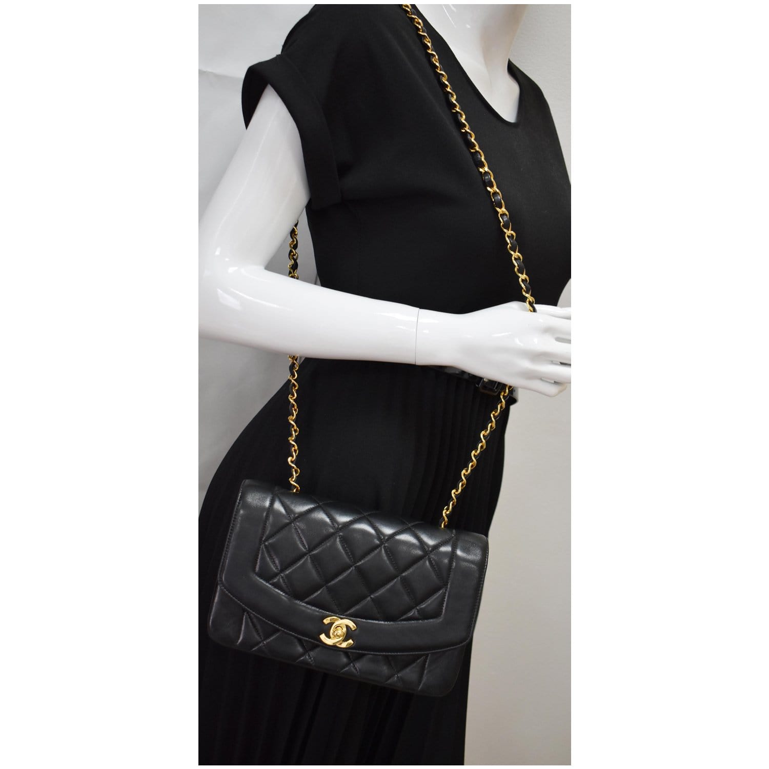 Vintage CHANEL Black Lambskin GHW Diana Flap Bag - PreLoved Treasures