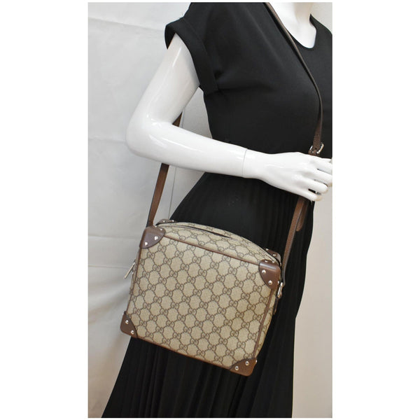 Gucci GG Supreme Monogram Canvas Shoulder Bag Beige color