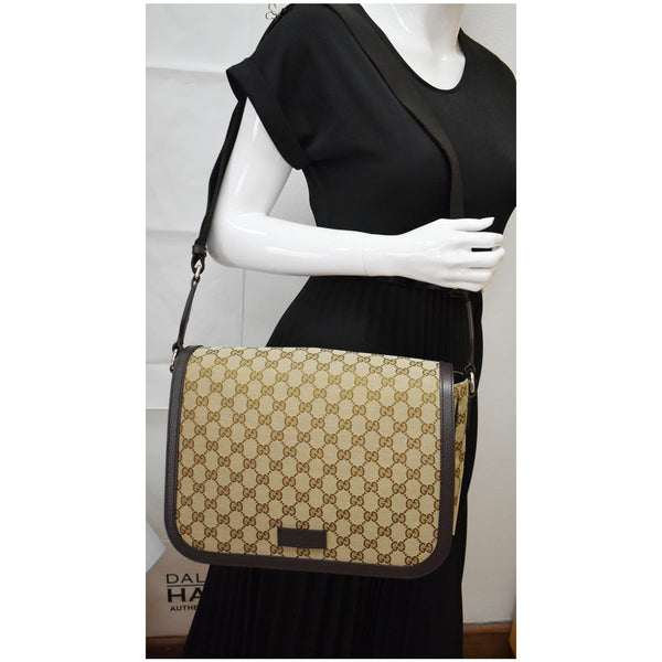 Gucci GG Canvas Messenger Shoulder Bag Beige/Dark Brown