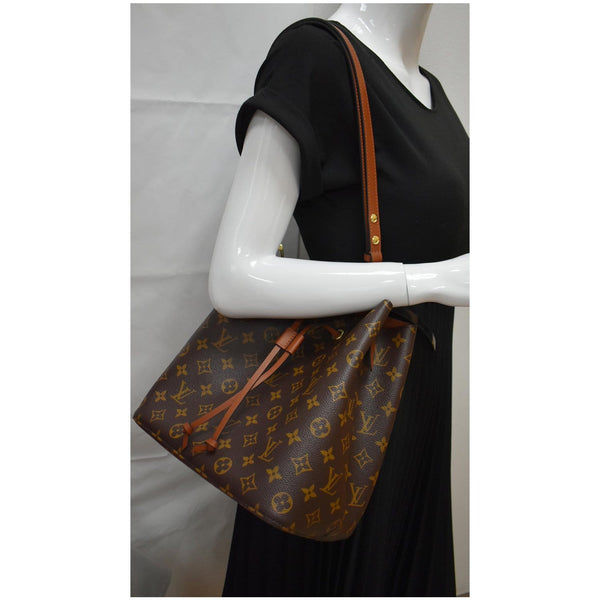 LOUIS VUITTON NeoNoe Monogram Canvas Shoulder Bag Caramel